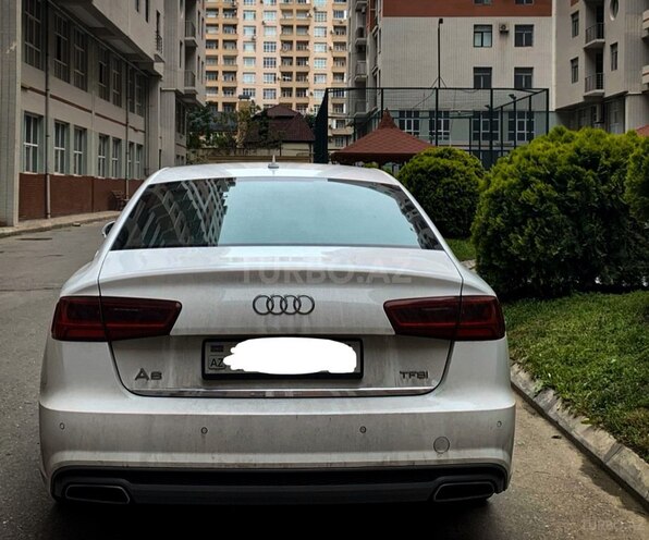 Audi A6 2015, 110,500 km - 2.0 л - Bakı