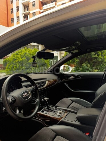 Audi A6 2015, 110,500 km - 2.0 л - Bakı
