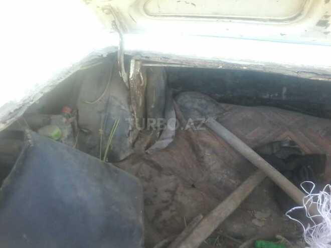 GAZ 24-10 1990, 987,856 km - 2.5 l - Salyan