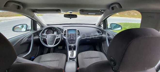 Opel Astra 2013, 118,672 km - 1.4 l - Bakı