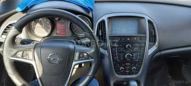 Opel Astra 2013, 118,672 km - 1.4 l - Bakı