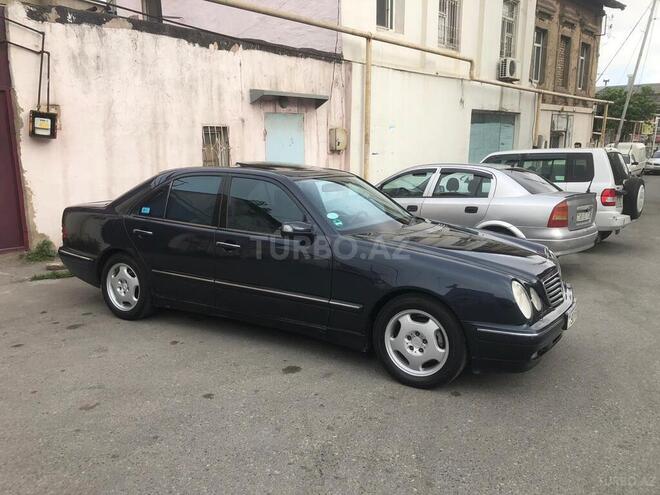 Mercedes E 240 2000, 385,000 km - 2.6 l - Bakı