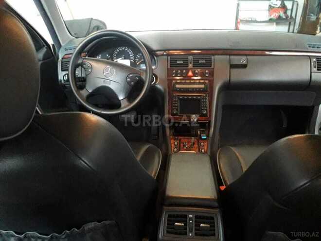 Mercedes E 240 2000, 266,053 km - 2.6 l - Zaqatala