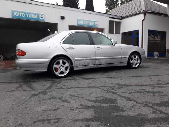 Mercedes E 240 2000, 266,053 km - 2.6 l - Zaqatala
