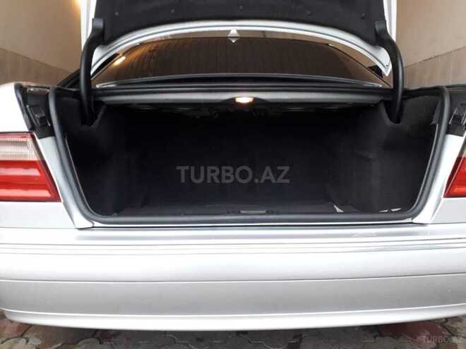 Mercedes E 240 2000, 266,053 km - 2.6 l - Zaqatala