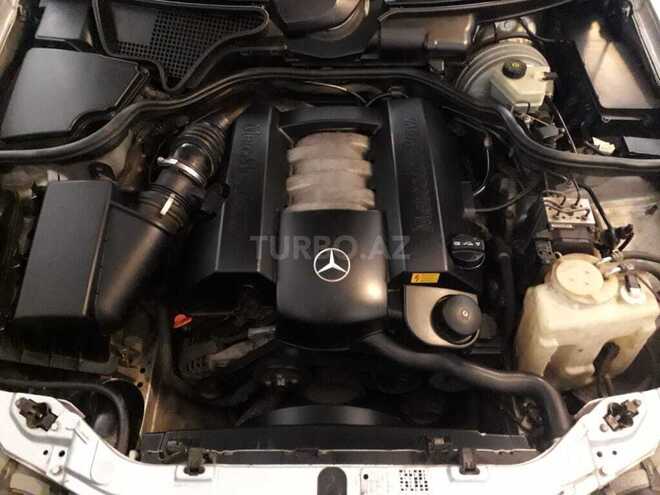 Mercedes E 240 2000, 266,053 km - 2.6 l - Zaqatala