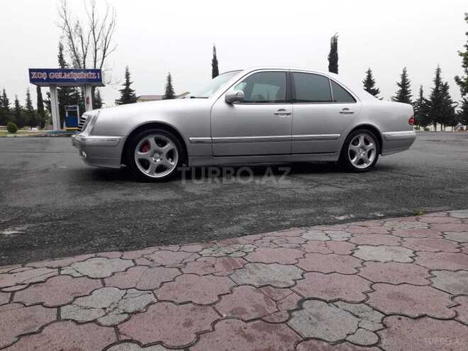 Mercedes E 240 2000, 266,053 km - 2.6 l - Zaqatala