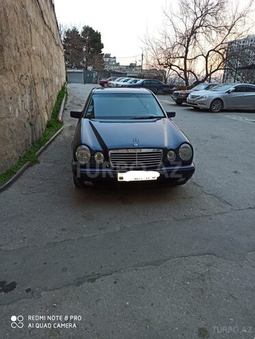 Mercedes E 240 1998, 317,000 km - 2.4 l - Bakı