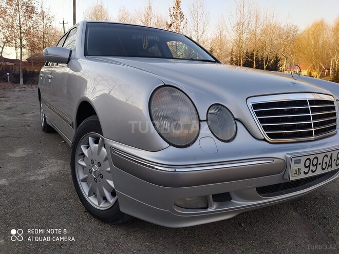Mercedes E 200 1999, 249,000 km - 2.0 l - Sabirabad