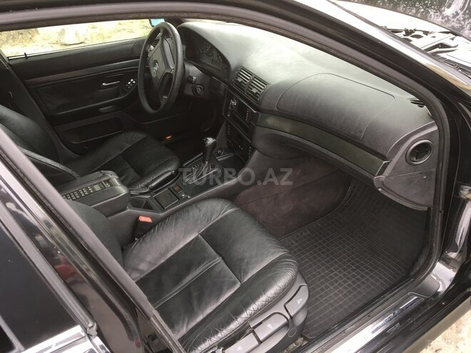 BMW 523 1996, 220,000 km - 2.5 л - Bakı