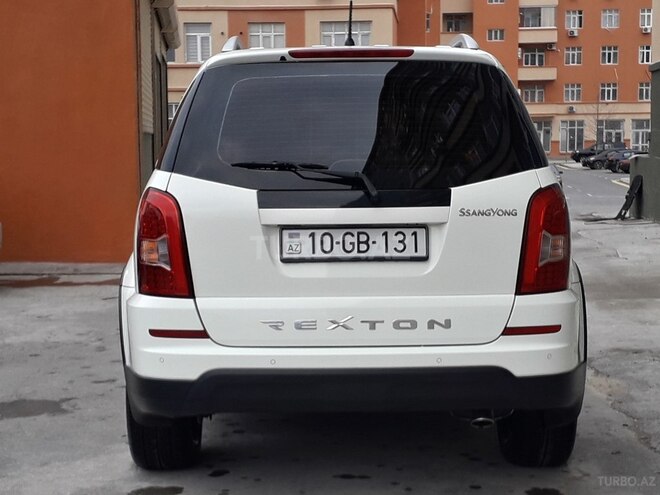 Ssang Yong Rexton 2014, 80,000 km - 3.2 l - Bakı