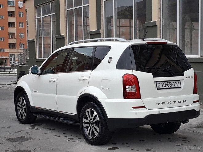 Ssang Yong Rexton 2014, 80,000 km - 3.2 l - Bakı