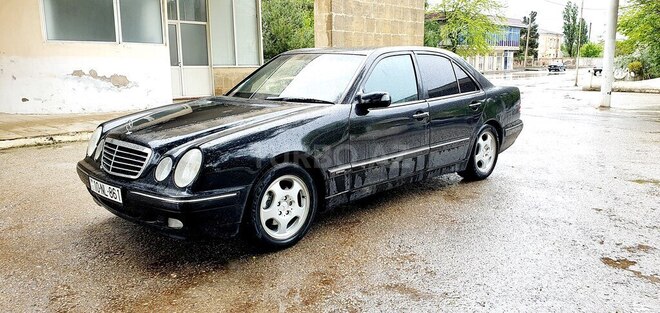 Mercedes E 220 2002, 410,000 km - 2.2 l - Bakı