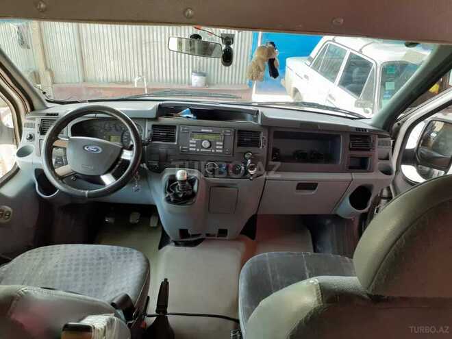 Ford Transit 2004, 531,000 km - 2.4 l - Cəlilabad