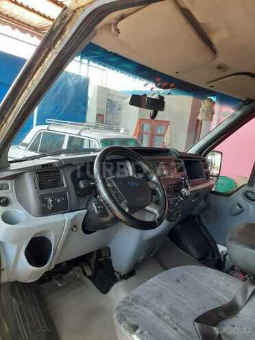 Ford Transit 2004, 531,000 km - 2.4 l - Cəlilabad