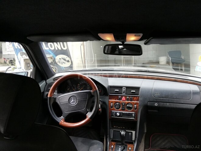Mercedes C 180 1996, 324,000 km - 1.8 л - Bakı