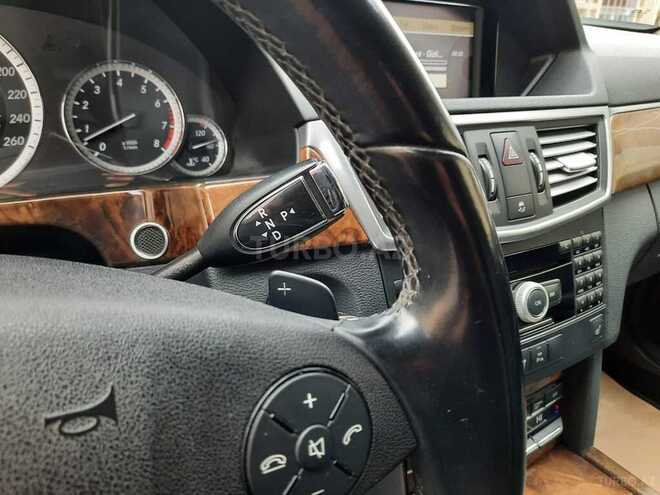 Mercedes E 350 2009, 135,000 km - 3.5 l - Bakı