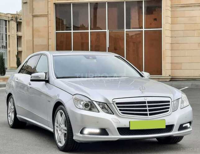 Mercedes E 350 2009, 135,000 km - 3.5 l - Bakı