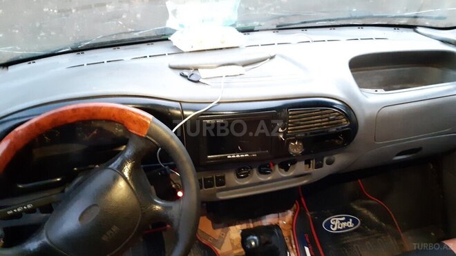 Ford Transit 2000, 304,021 km - 2.5 л - Tovuz