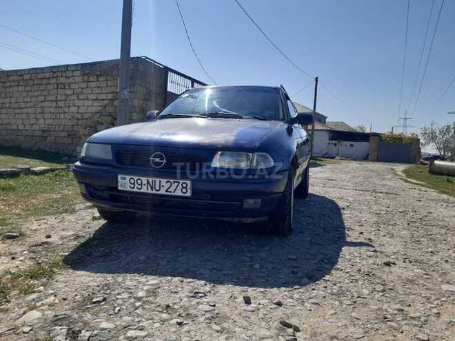 Opel Astra 1995, 365,000 km - 2.0 l - Bakı