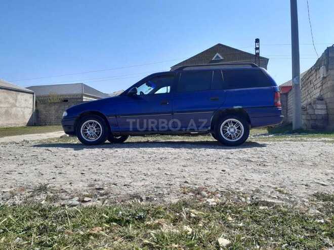 Opel Astra 1995, 365,000 km - 2.0 l - Bakı