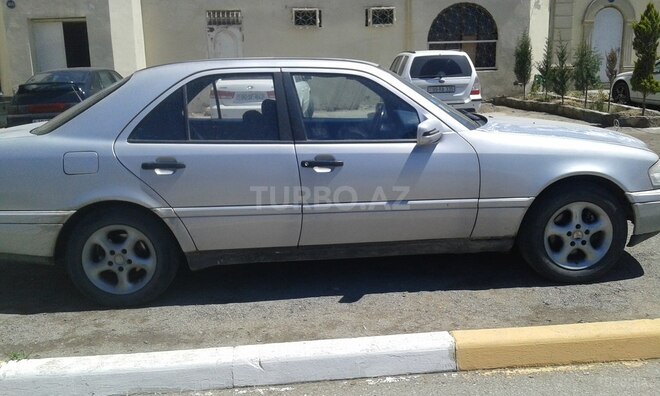 Mercedes C 220 1994, 361,000 km - 2.2 л - Sumqayıt