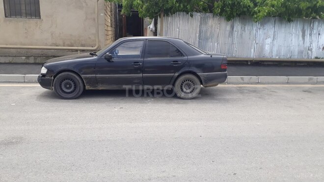 Mercedes C 220 1996, 295,000 km - 2.2 l - Xırdalan