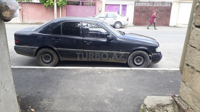 Mercedes C 220 1996, 295,000 km - 2.2 l - Xırdalan