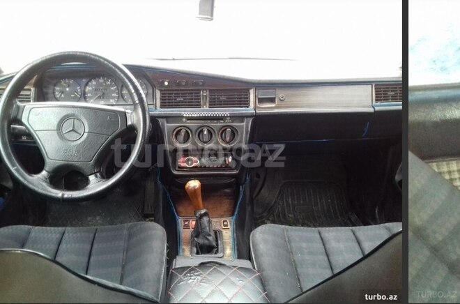 Mercedes 190 1994, 256,000 km - 2.0 l - Beyləqan