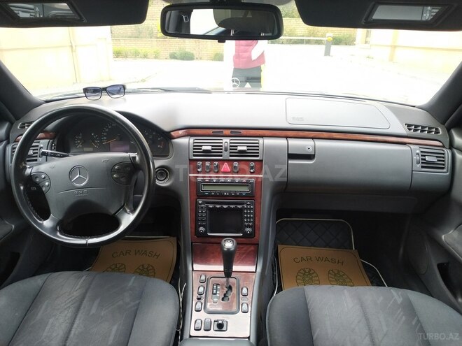 Mercedes E 220 2000, 388,000 km - 2.2 л - Bakı