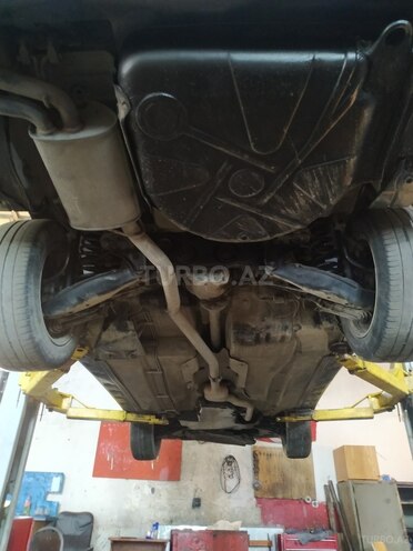 Mercedes E 220 2000, 388,000 km - 2.2 л - Bakı