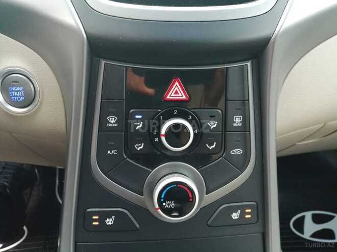 Hyundai Elantra 2015, 115,700 km - 1.8 л - Sumqayıt