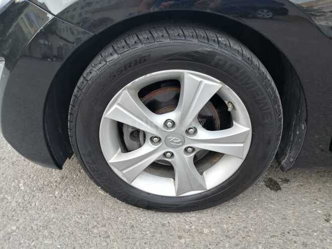 Hyundai Elantra 2015, 115,700 km - 1.8 л - Sumqayıt