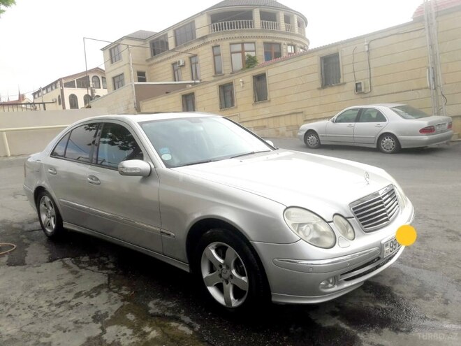 Mercedes E 200 2003, 388,000 km - 2.0 l - Bakı