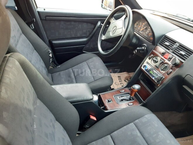 Mercedes C 200 1996, 358,256 km - 2.0 l - Bakı
