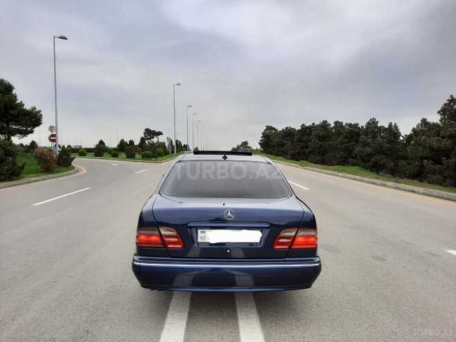 Mercedes E 240 2000, 207,600 km - 2.6 l - Bakı