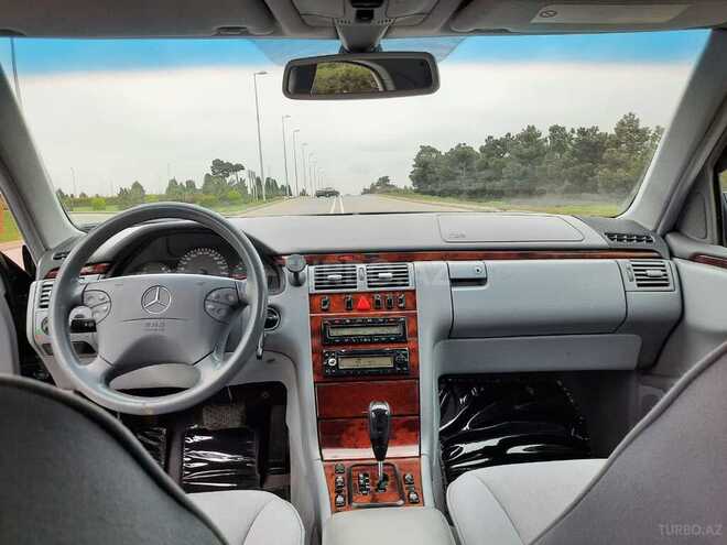 Mercedes E 240 2000, 207,600 km - 2.6 l - Bakı