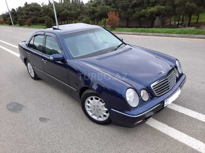 Mercedes E 240 2000, 207,600 km - 2.6 l - Bakı