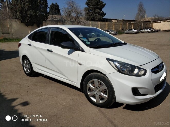 Hyundai Accent 2013, 172,000 km - 1.4 л - Bakı