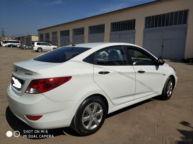Hyundai Accent 2013, 172,000 km - 1.4 л - Bakı