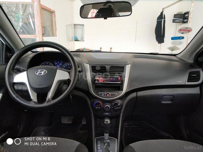 Hyundai Accent 2013, 172,000 km - 1.4 л - Bakı