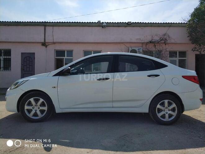 Hyundai Accent 2013, 172,000 km - 1.4 л - Bakı