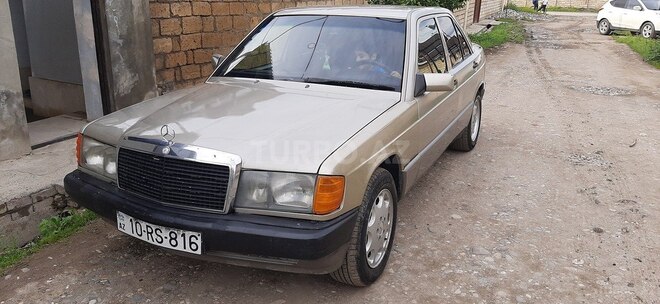 Mercedes 190 1990, 500,000 km - 2.0 л - Xudat