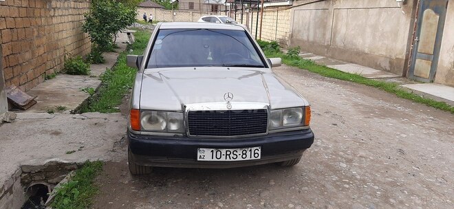 Mercedes 190 1990, 500,000 km - 2.0 л - Xudat