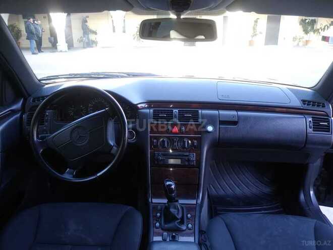 Mercedes E 200 1997, 307,000 km - 2.0 l - Bakı
