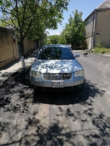 Volkswagen Passat 2002, 164,000 km - 1.8 l - Şamaxı