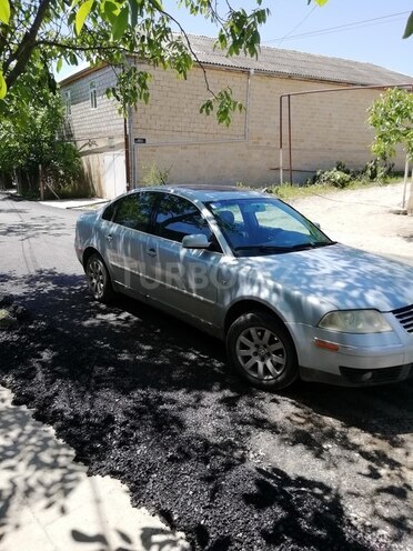 Volkswagen Passat 2002, 164,000 km - 1.8 l - Şamaxı
