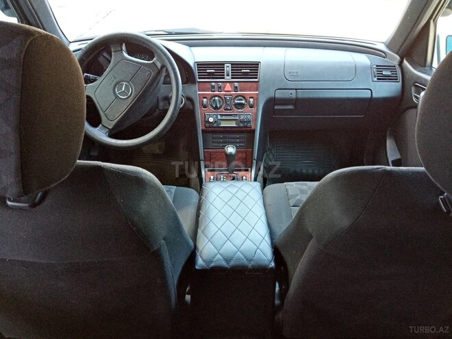 Mercedes C 240 1998, 403,567 km - 2.4 l - Bakı