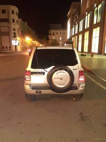 Mitsubishi Pajero io 2001, 267,000 km - 2.0 l - Bakı