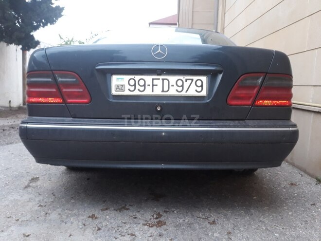 Mercedes E 240 2000, 170,000 km - 2.4 l - Bakı